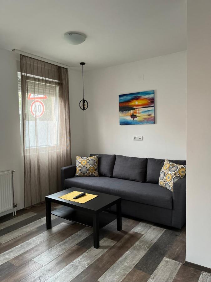 Charming And Cozy Apartment, Zemun Beograd Bagian luar foto